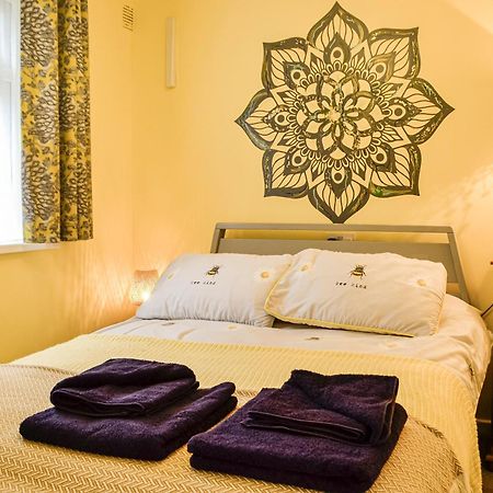 Two Peas In A Pod Villa Henfynyw Upper Екстериор снимка